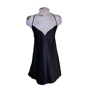 Flora by‎ Flora Nikrooz Black Night Gown Lace Trim Size S